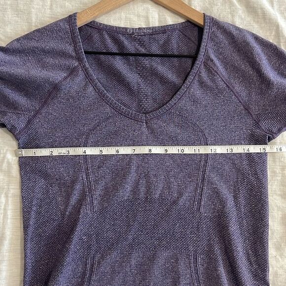Lululemon Swifty Tech Short Sleeve Top Running V Neck Purple Size 6 - Picture 9 of 9